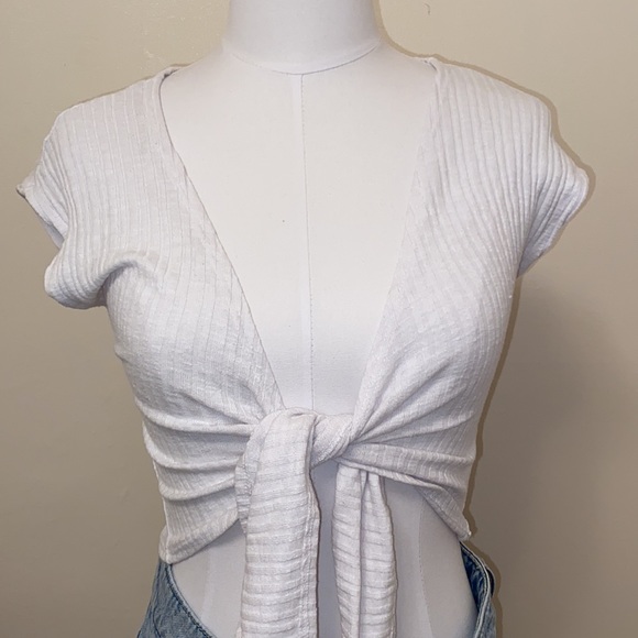 White Ribbed Tie Crop Top - Picture 3 of 5